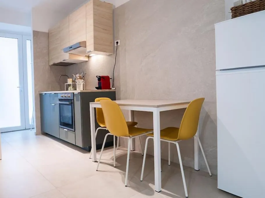 Vicino Alla Metro M3 Brenta Mediolan Apartament